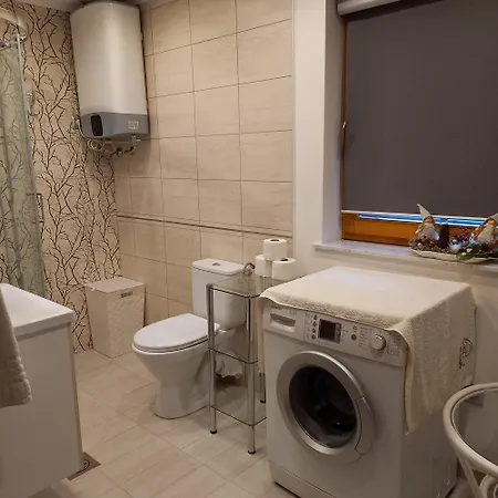 Apartman Hisa Lunna - In A Forest Paradise *